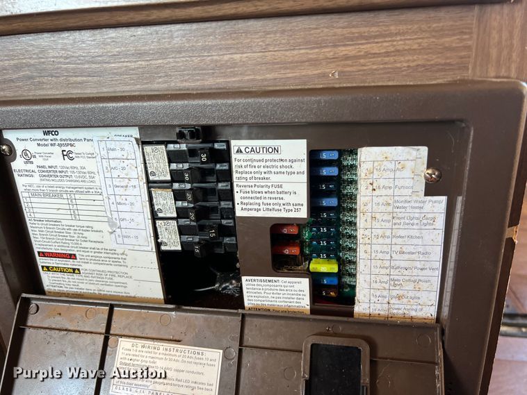 image for item DS2941 2017 Heartland 30LX Prowler camper