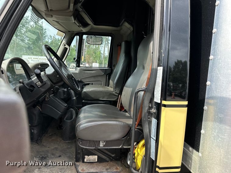 image for item DS4166 2012 International  Terrastar box truck