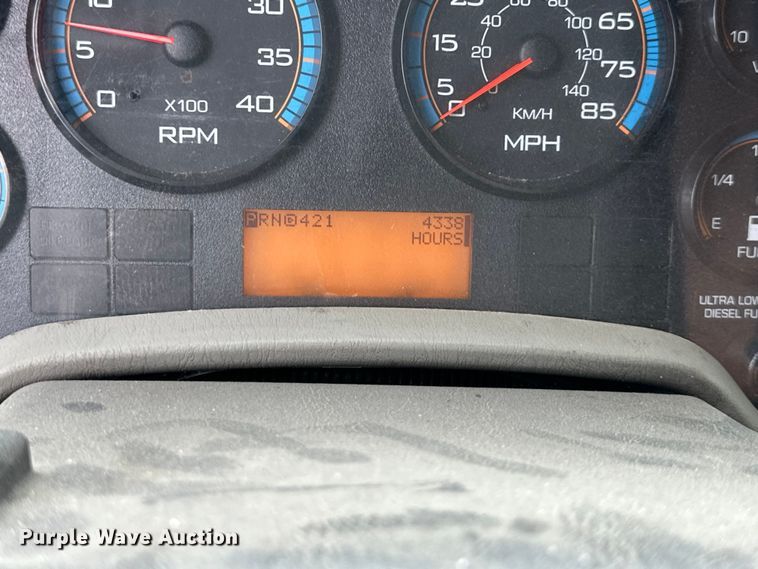 image for item DS4166 2012 International  Terrastar box truck