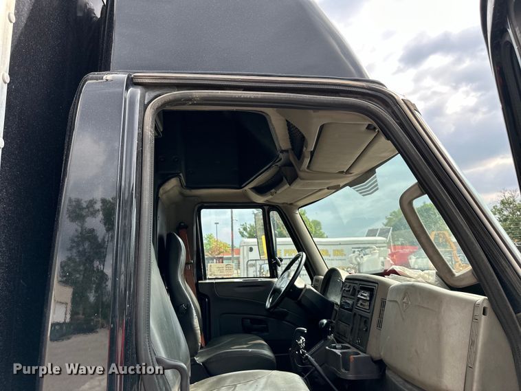 image for item DS4166 2012 International  Terrastar box truck