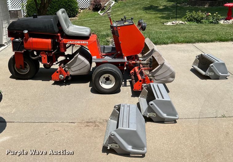 image for item DS4182 Jacobsen  reel mower