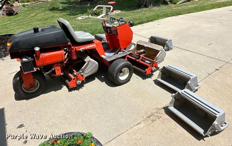 image for item DS4182 Jacobsen  reel mower