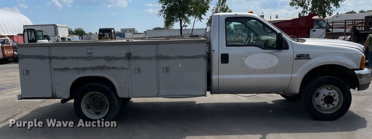 image for item DS5516 1999 Ford  F450 SuperDuty XL utility / service truck