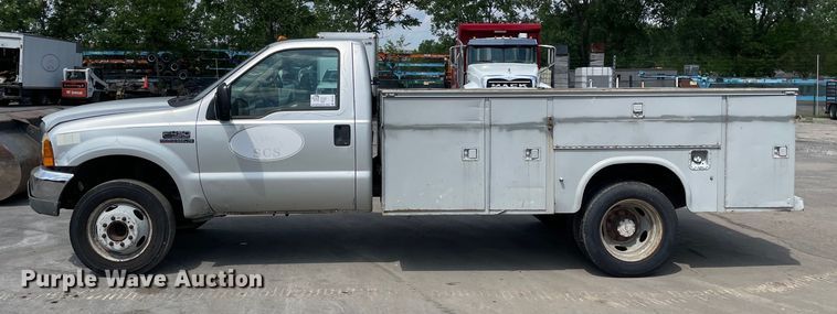 image for item DS5516 1999 Ford  F450 SuperDuty XL utility / service truck