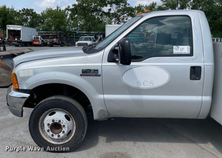 image for item DS5516 1999 Ford  F450 SuperDuty XL utility / service truck