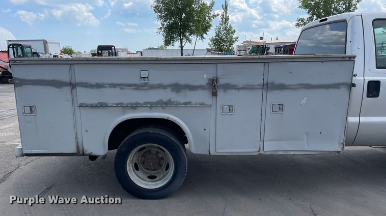 image for item DS5516 1999 Ford  F450 SuperDuty XL utility / service truck