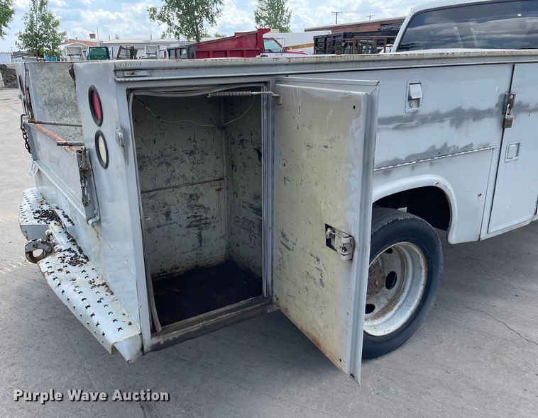 image for item DS5516 1999 Ford  F450 SuperDuty XL utility / service truck