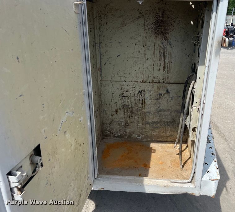 image for item DS5516 1999 Ford  F450 SuperDuty XL utility / service truck