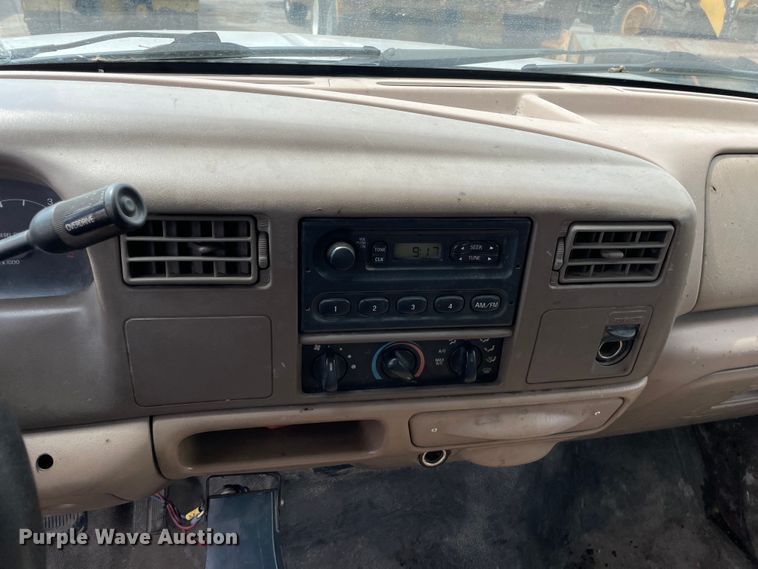 image for item DS5516 1999 Ford  F450 SuperDuty XL utility / service truck