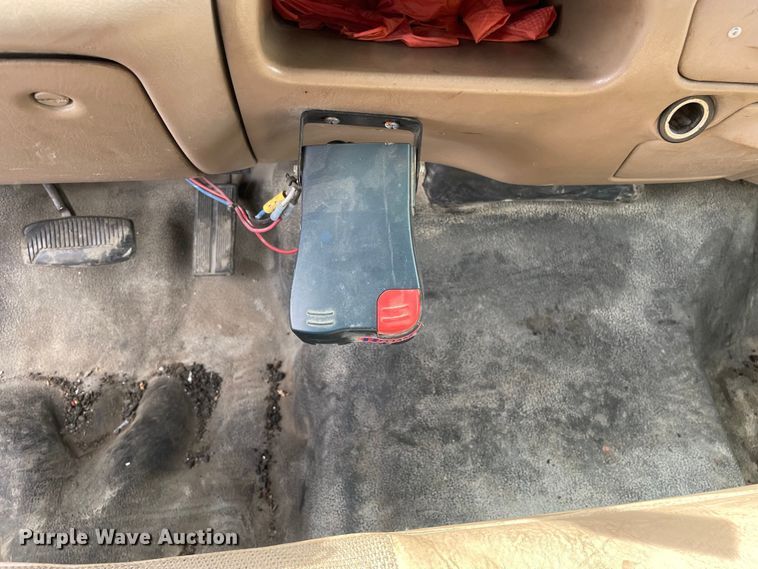 image for item DS5516 1999 Ford  F450 SuperDuty XL utility / service truck