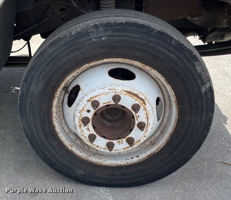 image for item DS5516 1999 Ford  F450 SuperDuty XL utility / service truck