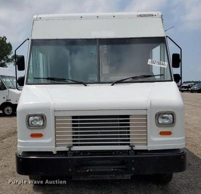 image for item DS5561 2021 Ford  F59 delivery truck
