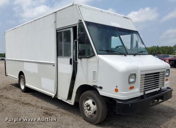 image for item DS5561 2021 Ford  F59 delivery truck