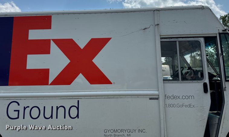 image for item DS5561 2021 Ford  F59 delivery truck