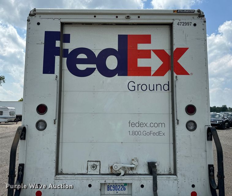 image for item DS5561 2021 Ford  F59 delivery truck