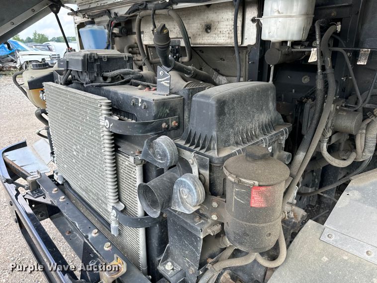 image for item DS5561 2021 Ford  F59 delivery truck