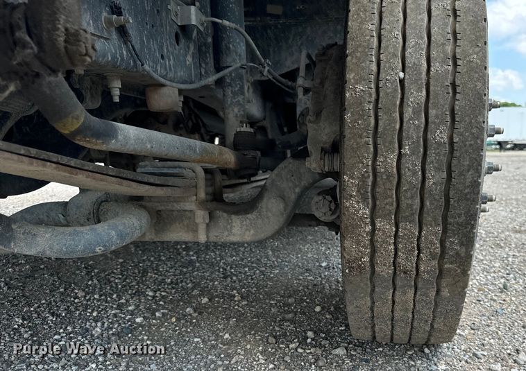 image for item DS5561 2021 Ford  F59 delivery truck