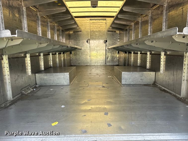 image for item DS5562 2021 Ford  F59 delivery truck