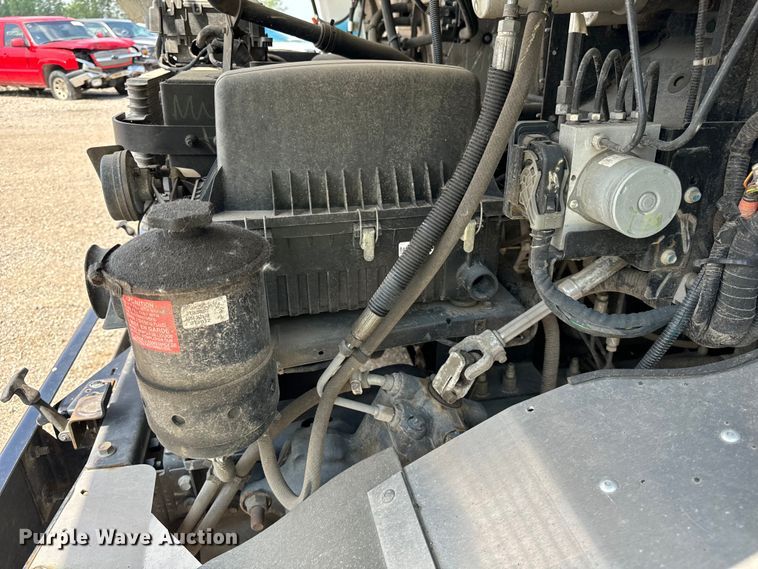 image for item DS5562 2021 Ford  F59 delivery truck