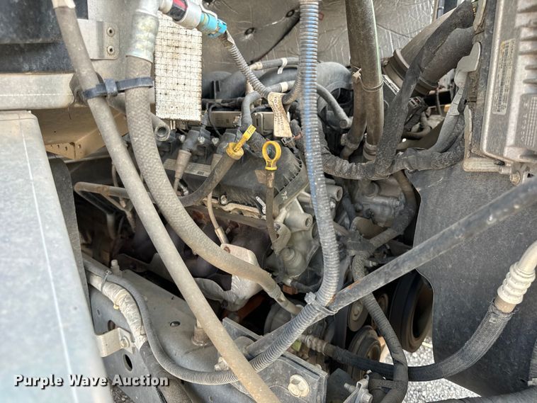 image for item DS5562 2021 Ford  F59 delivery truck