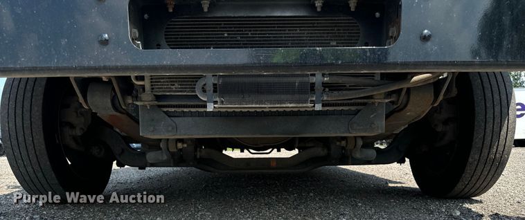 image for item DS5562 2021 Ford  F59 delivery truck