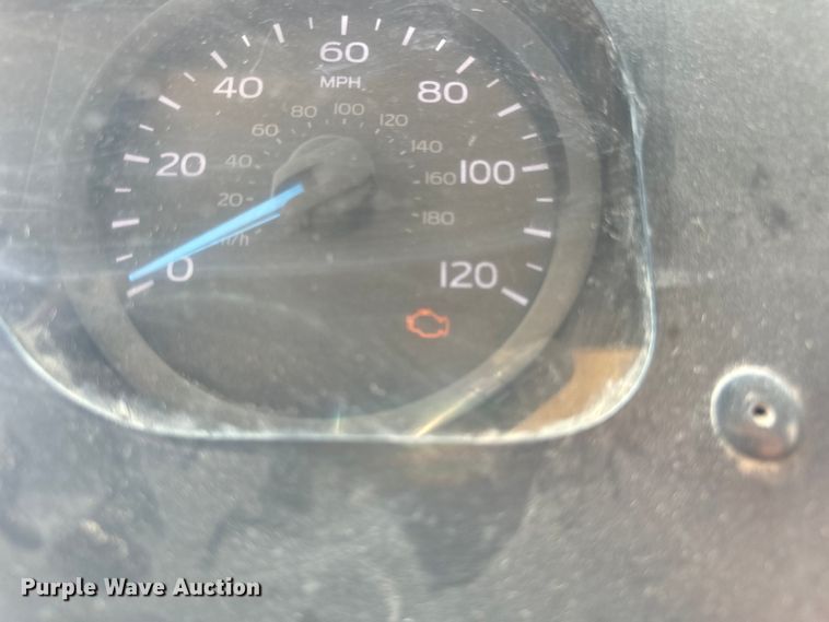 image for item DS5563 2022 Ford  E450 delivery truck