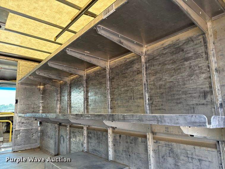 image for item DS5563 2022 Ford  E450 delivery truck