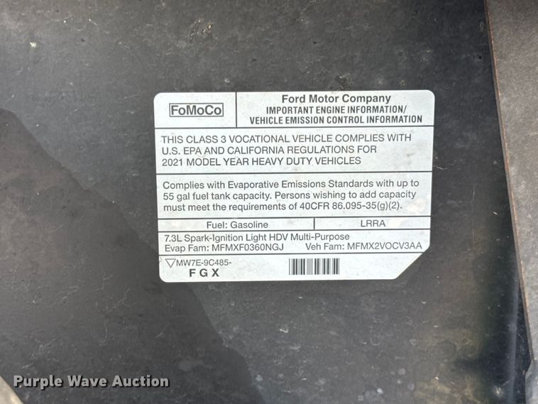 image for item DS5563 2022 Ford  E450 delivery truck