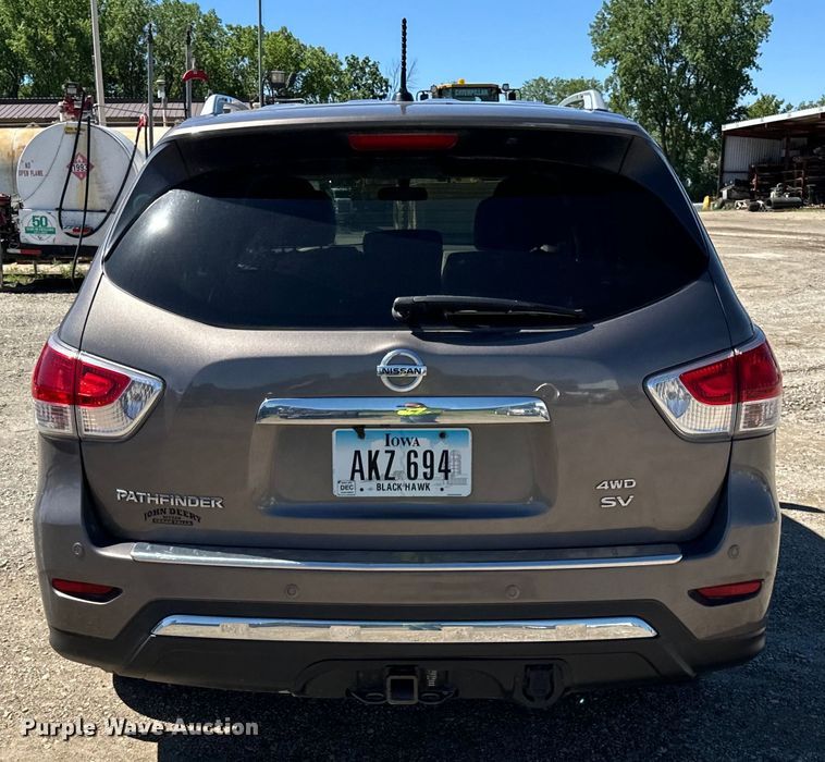 image for item DV5756 2013 Nissan  Pathfinder  SUV