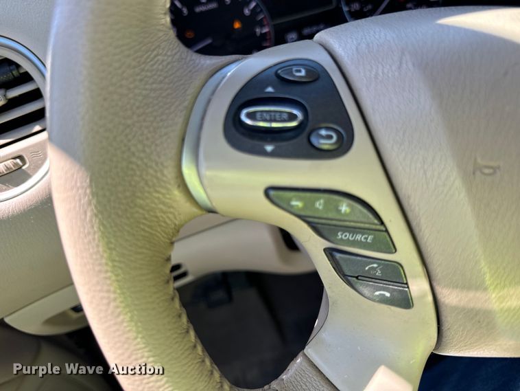 image for item DV5756 2013 Nissan  Pathfinder  SUV