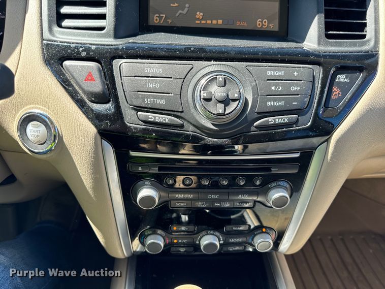 image for item DV5756 2013 Nissan  Pathfinder  SUV