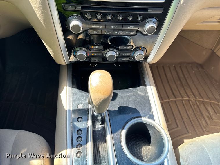 image for item DV5756 2013 Nissan  Pathfinder  SUV