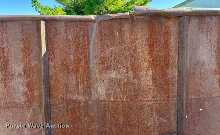 image for item DV5772 Roll-off container 