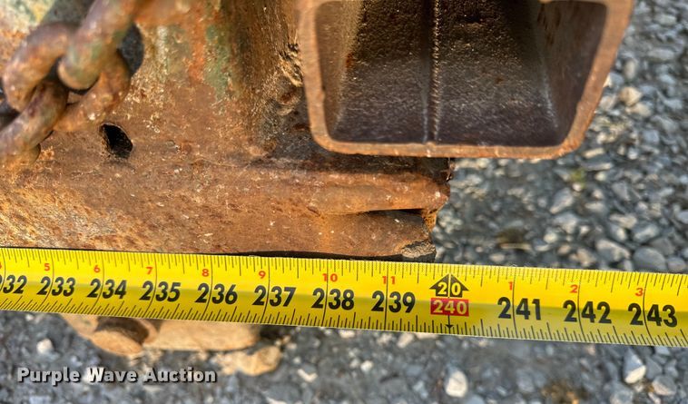 image for item DV5772 Roll-off container 