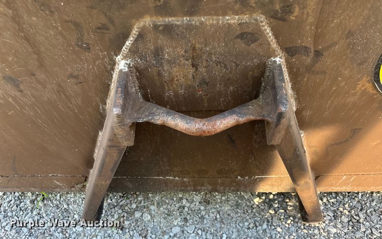 image for item DV5773 Roll-off container 