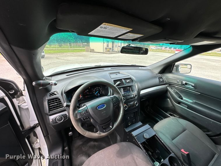 image for item DX0586 2017 Ford Police Interceptor SUV