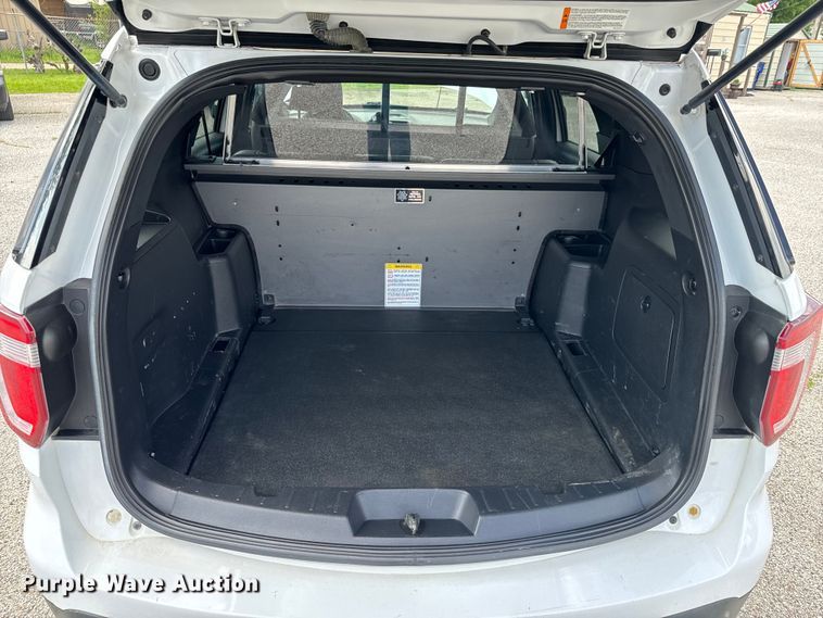 image for item DX0586 2017 Ford Police Interceptor SUV