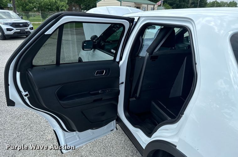 image for item DX0586 2017 Ford Police Interceptor SUV