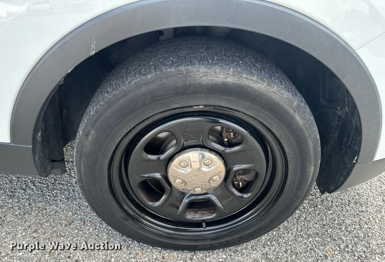 image for item DX0586 2017 Ford Police Interceptor SUV