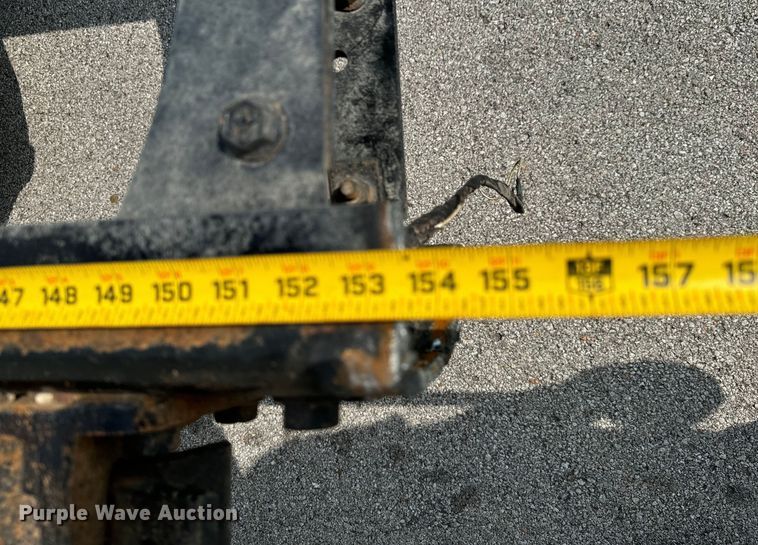 image for item DX0632 2006 Ford  LCF truck cab and chassis