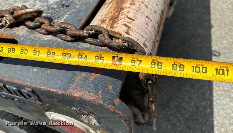 image for item DX0645 1994 Ford F700 winch truck