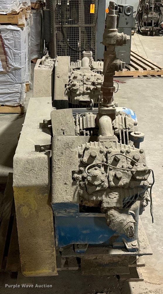 image for item DX0648 (2) air compressors