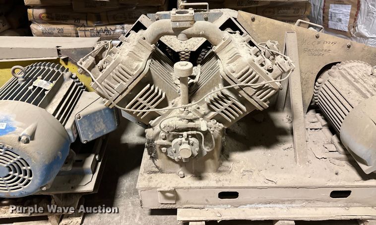 image for item DX0648 (2) air compressors