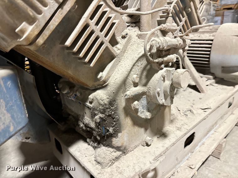 image for item DX0648 (2) air compressors