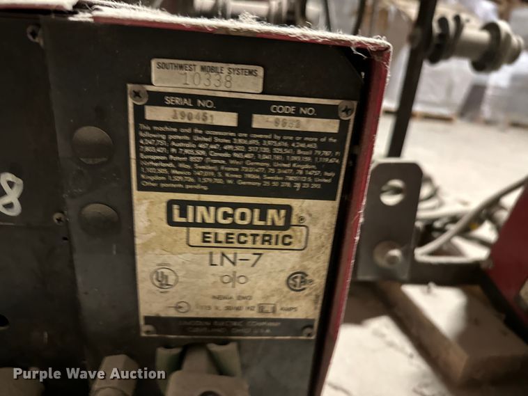 image for item DX0649 Lincoln Electric IdealArc DC-400 welder