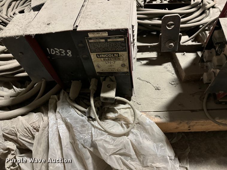 image for item DX0649 Lincoln Electric IdealArc DC-400 welder