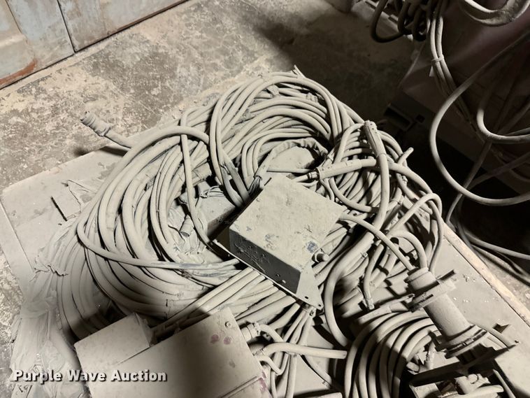 image for item DX0649 Lincoln Electric IdealArc DC-400 welder