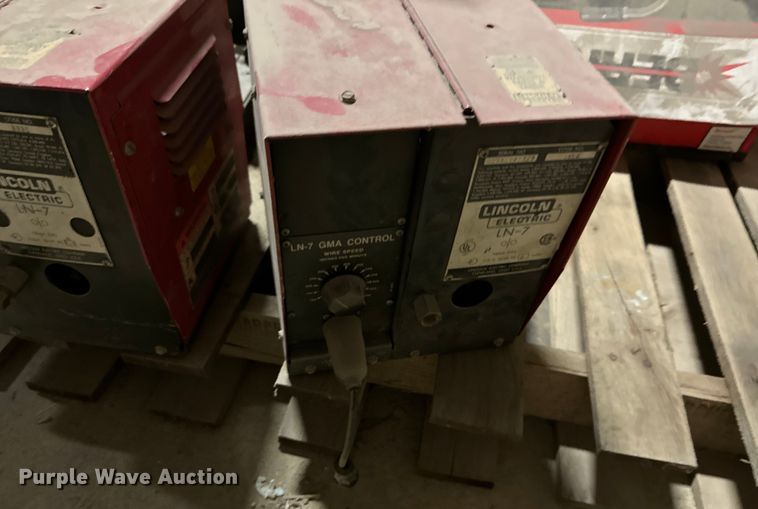 image for item DX0649 Lincoln Electric IdealArc DC-400 welder