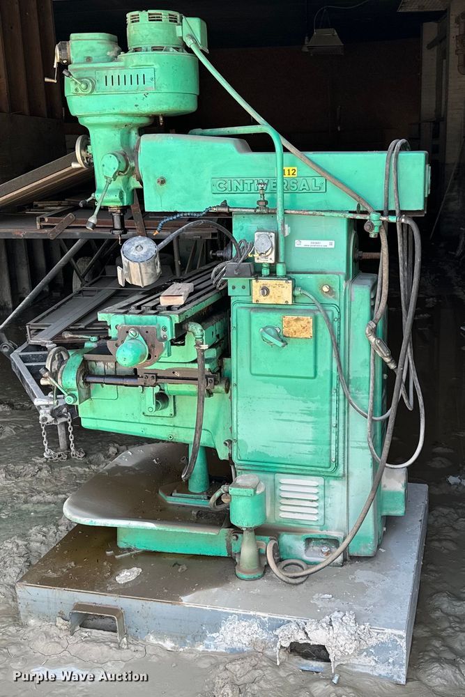 image for item DX0651 Cintiversal vertical milling machine