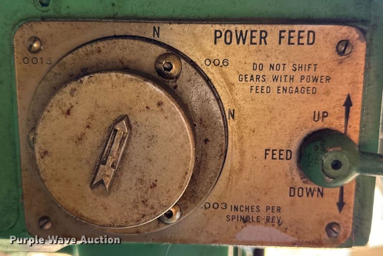 image for item DX0651 Cintiversal vertical milling machine